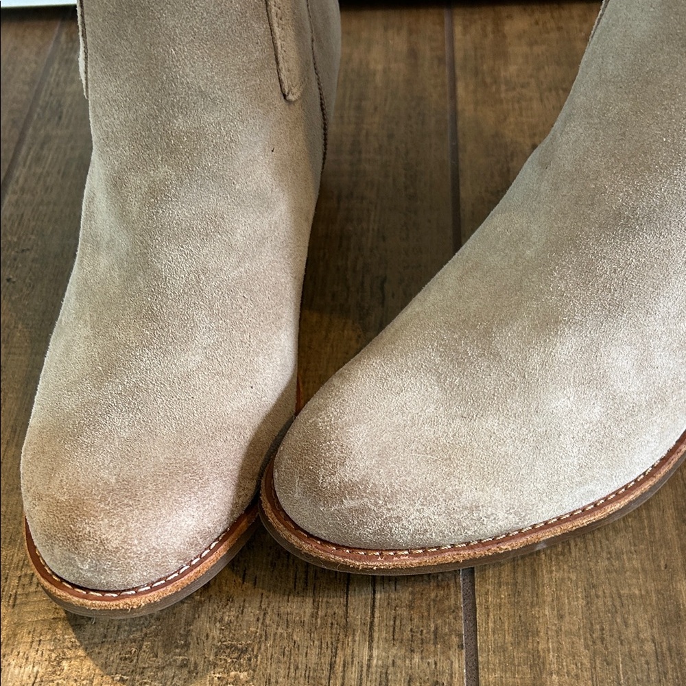 Sofft Sharnell Tan Beige Knee Boots - Picture 5 of 8